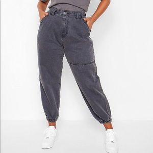 Plus Mid Rise Utility Denim Joggers